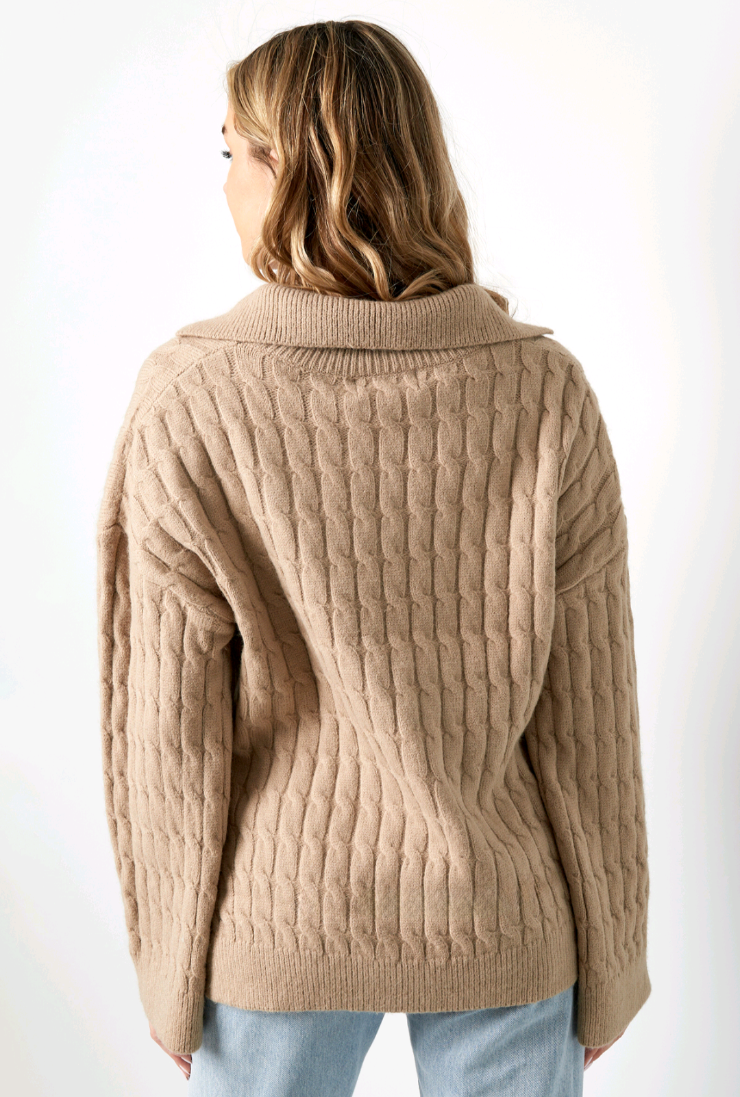 Gimme: comfy gebreide kabel trui dames met V-hals en kraag - Gebroken Wit | Fall4me collectie