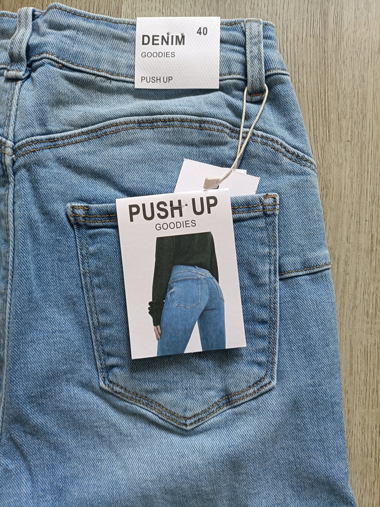 Goodies jeans Push up model voor dames (details); online.