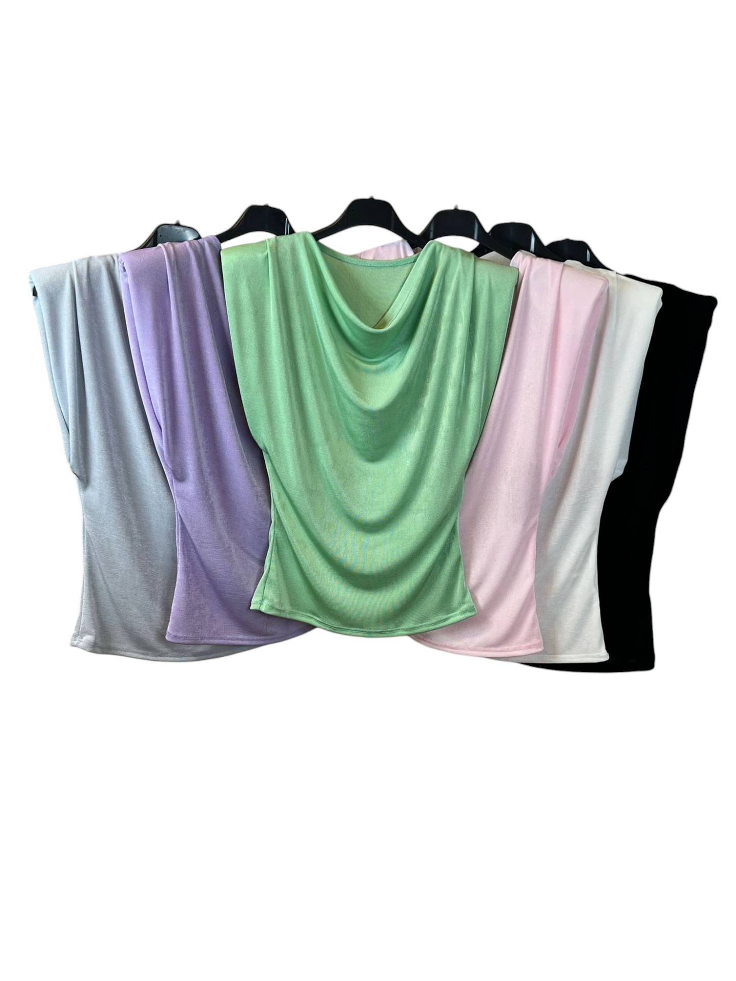 Tina - Dames top met subtiele waterval kraag - Lichtgroen | Lente & Pastels collectie