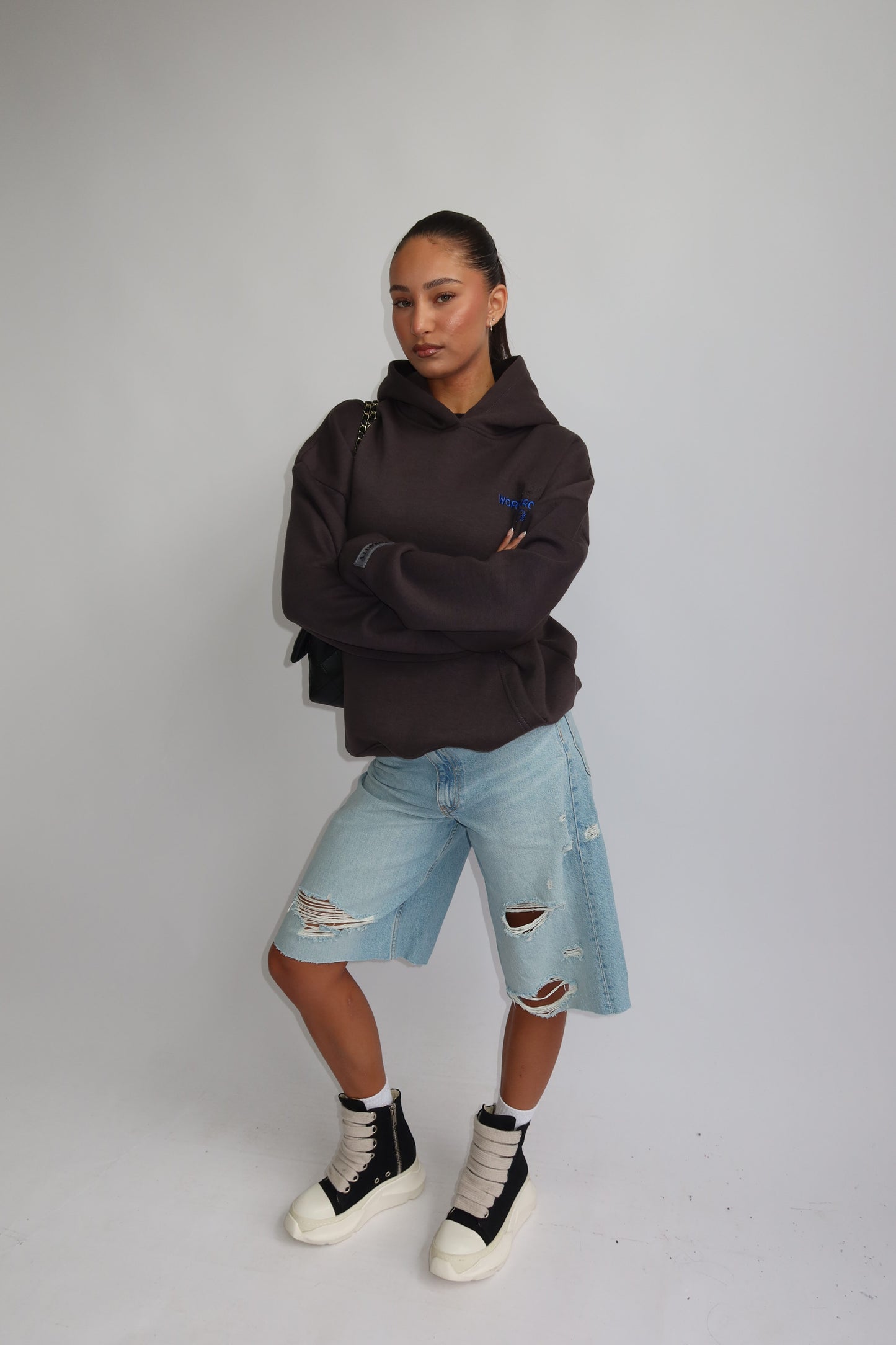 Priority hoodie; Work from Home club essential hoodie AW25 - Donkergrijs (Meteorite Gray)