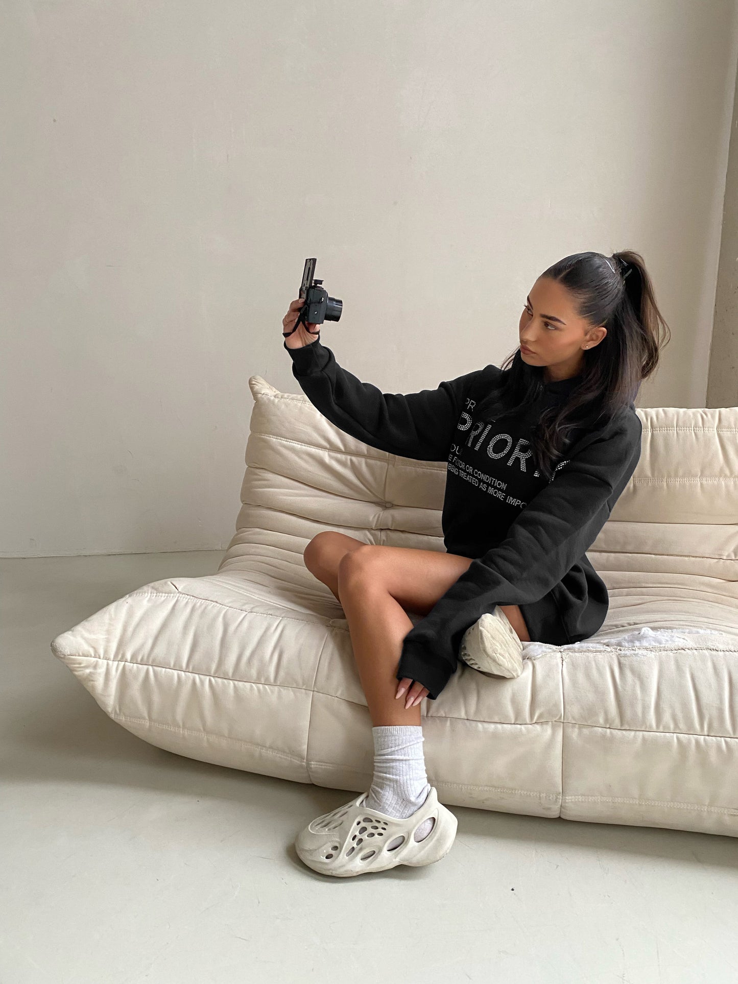 Priority hoodie: Priority strass hoodie - Zwart - Priority Rhinestone hoodie