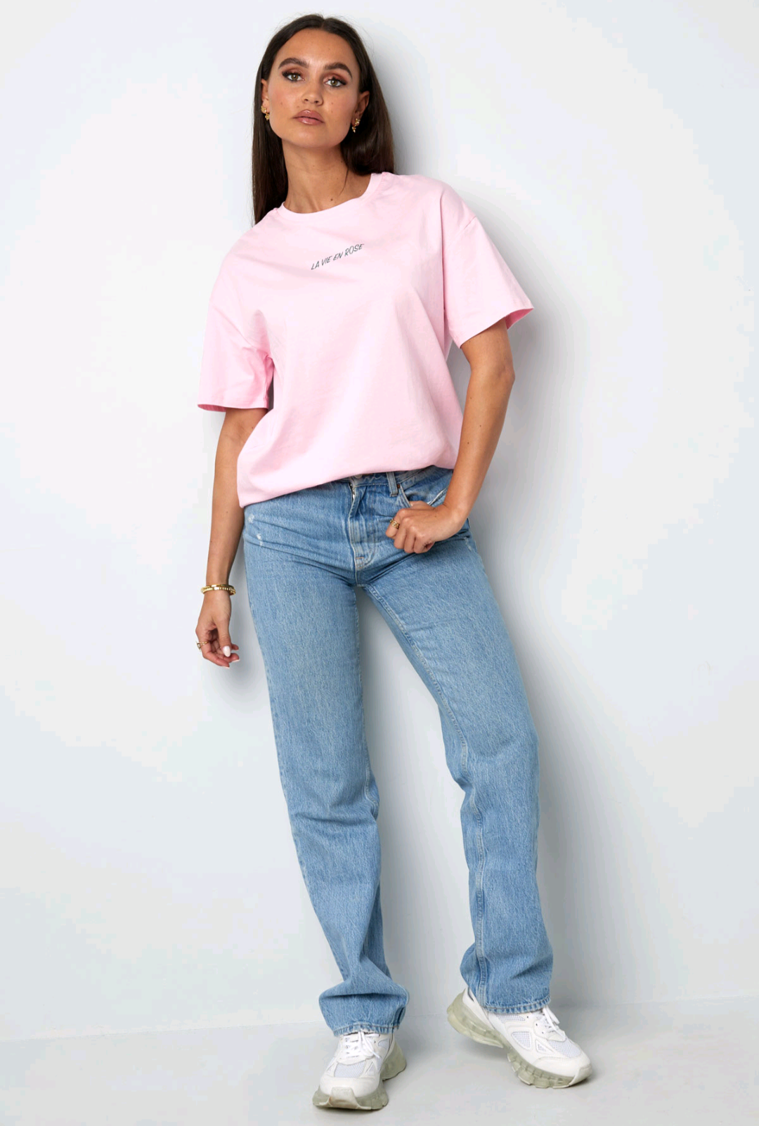 Gimme roze dames t-shirt met groene tekst op de rug; 'La Vie en Rose' - Roze/ groen | Tee Time collectie