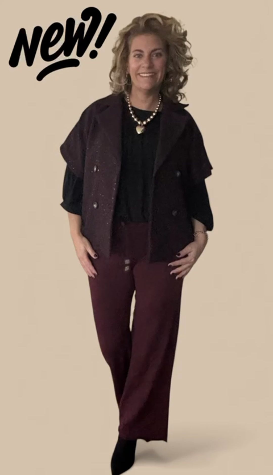 Korte tussenjas dames/ mouwloos vest met kleurloze lovertjes en visgraat patroon - Bordeaux | Fall4me collectie 2.0