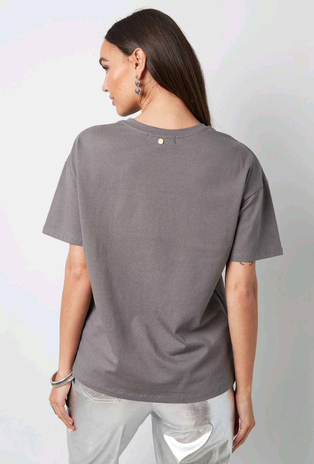 Gimme t-shirt dames met tekst; L'art de vivre - Grijs / Metallic roze| Tee Time collectie