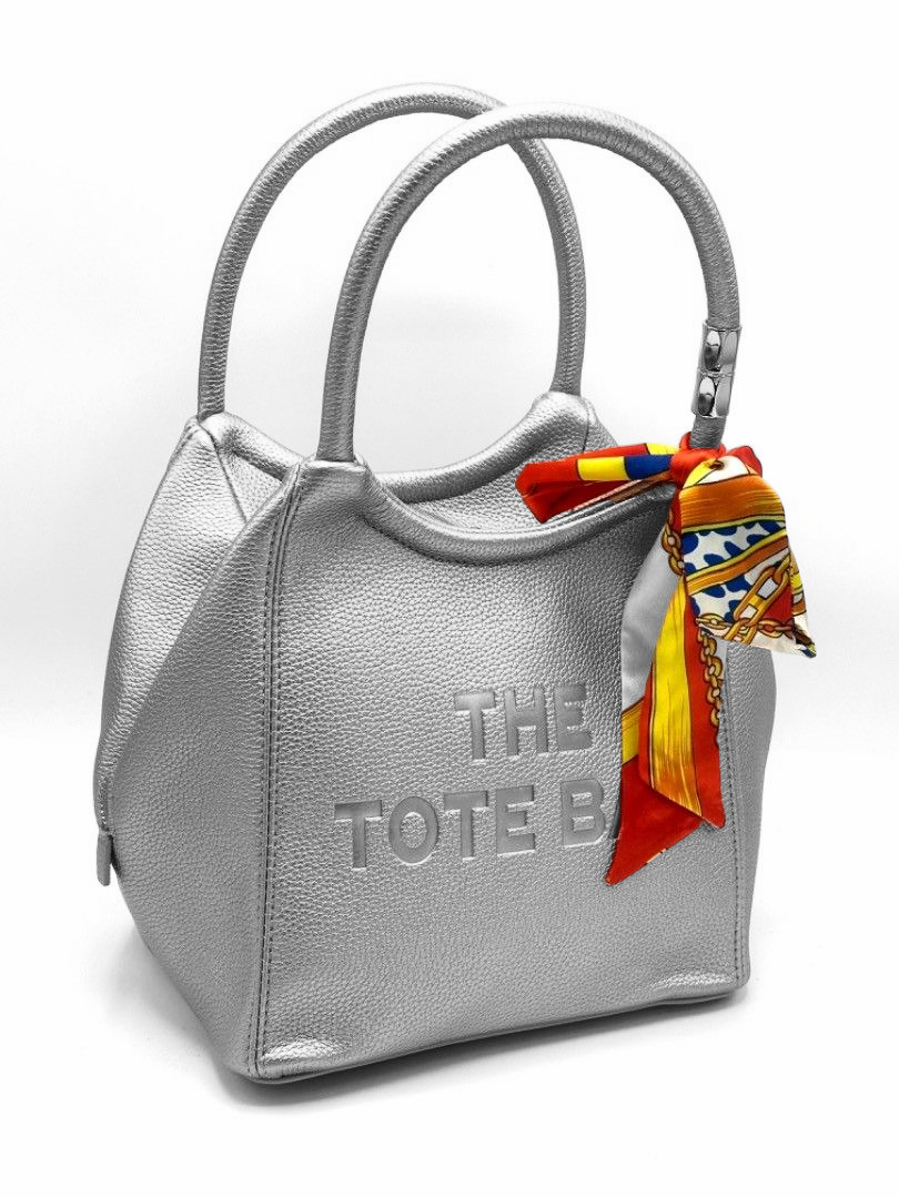 "The Tote Bag" dupes - shopper met sjaaltje;