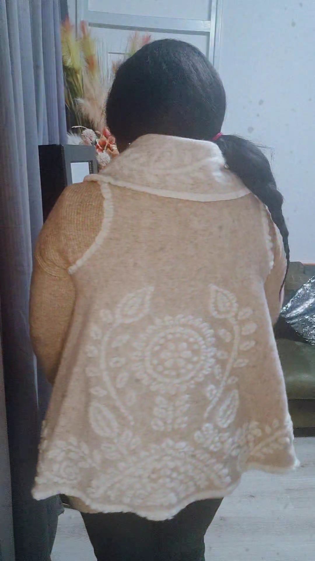 Bewerkte Beige Boho Gilet