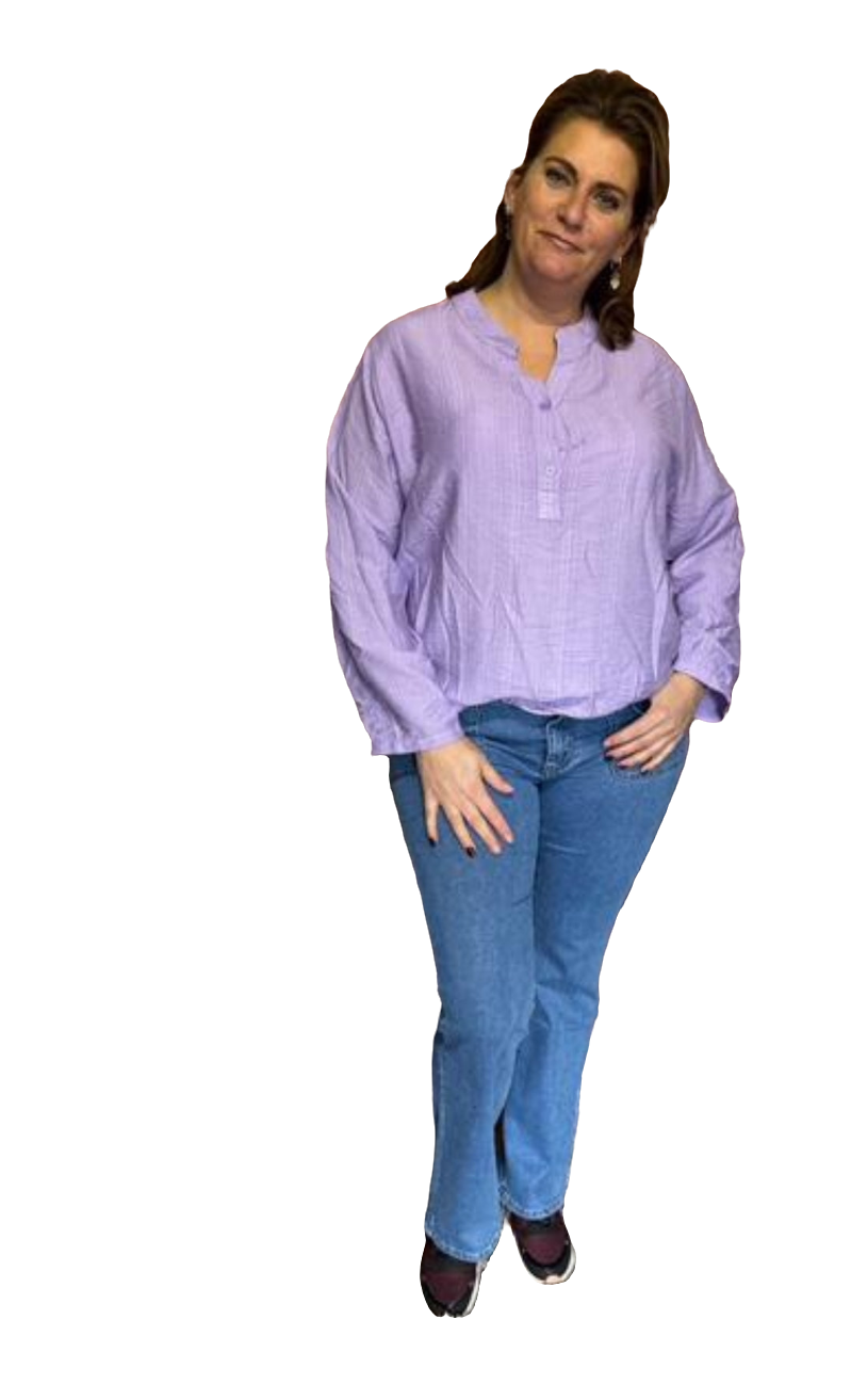 Grote maten dames top met knoopjes - Lila | Lente & Pastels collectie