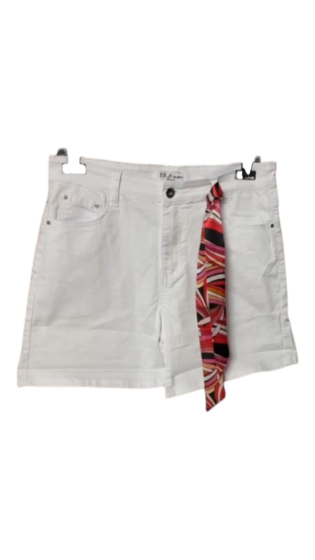 Witte BBS Jeans fashion Shorts voor dames met sjaaltje.