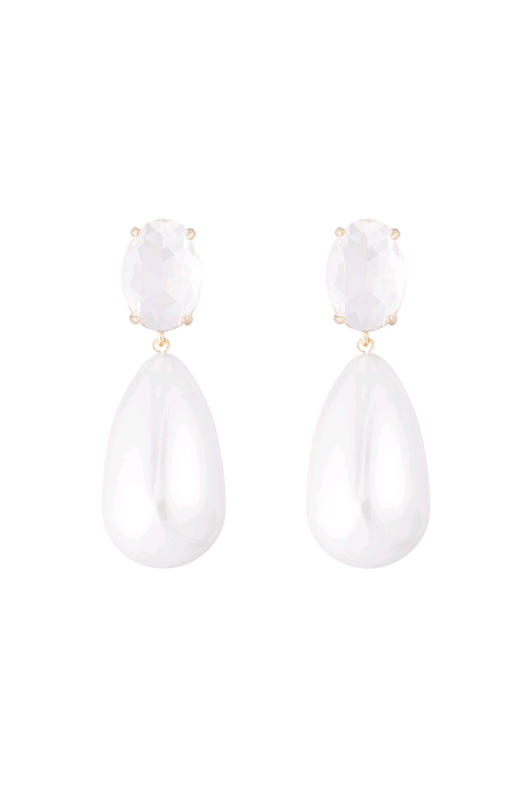 Witte oorbellen met gouden details – elegante finishing touch voor je outfit.