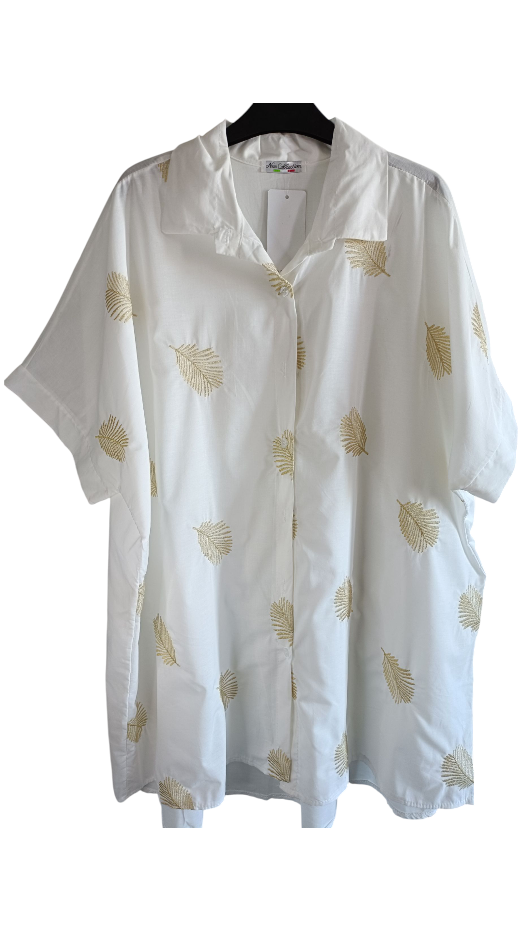 Lange damesblouse grote maat met geborduurde palmtakken - Wit (Maat 42 t/m 52) | Jeans & Chic collectie