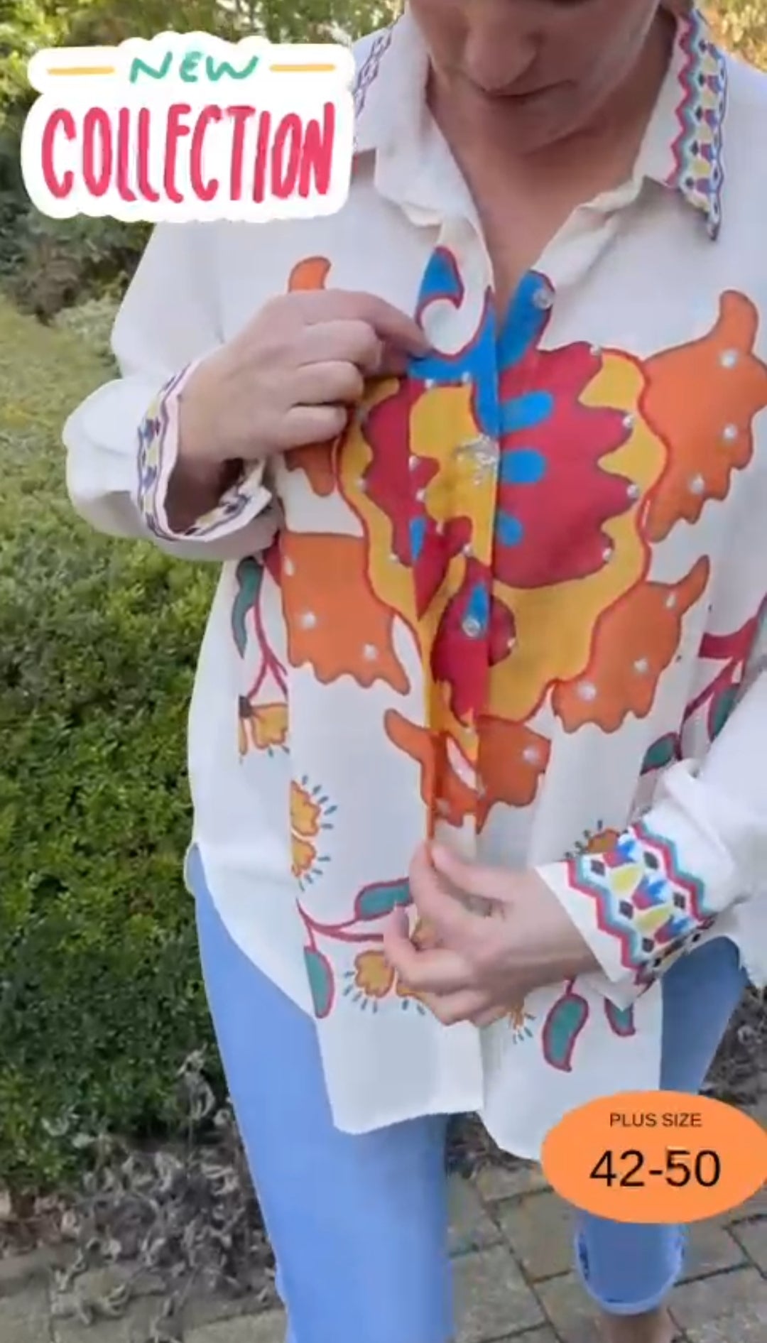 Lange blouse grote maat en band over de knopen – festivalproof en comfortabel.