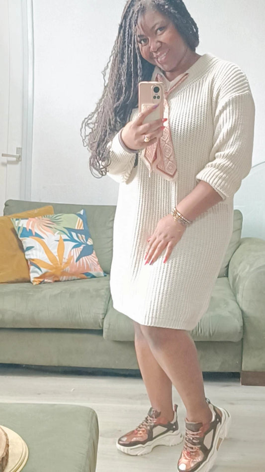 Gebreide midi jurk met sjaal detail; grote maten/ oversized - Beige