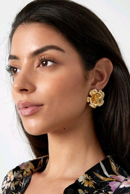 Gouden oorbellen dames; 3D bloem
