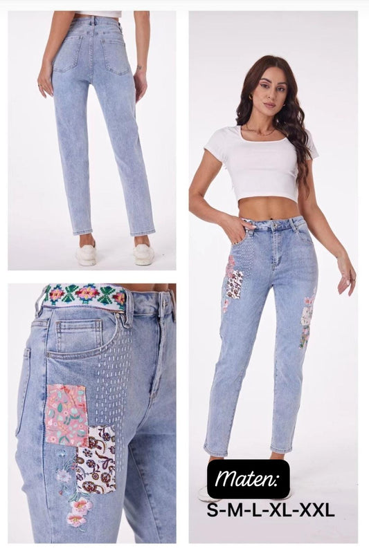 Monday Premium jeans - Mom fit, met geborduurde bloemen. Maar S t/m XXL.