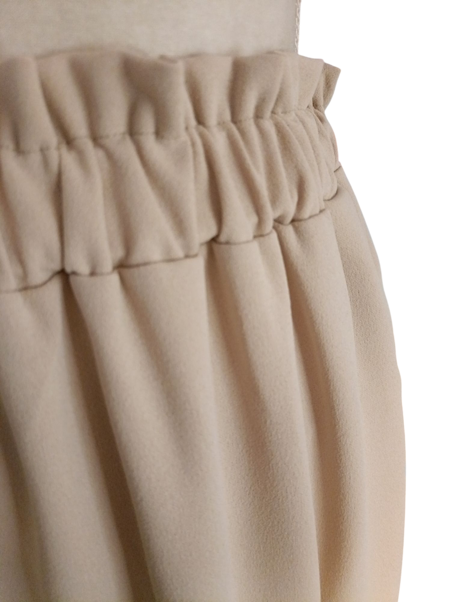 Libby - (Plussize) dames rok met zakken en elastische tailleband - Beige | Rock that Skirt collectie