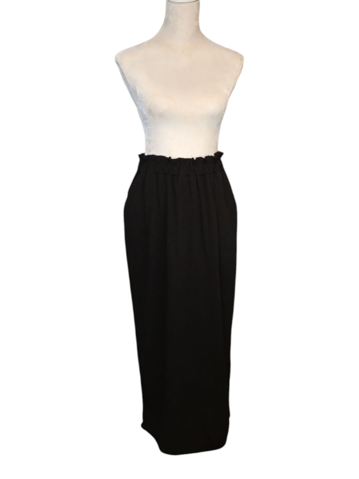 Libby - (Plussize) dames rok met zakken en elastische tailleband - Zwart | Rock that Skirt collectie