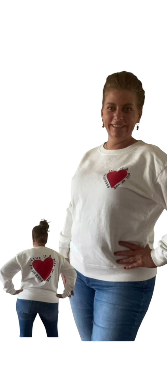 Mooij - Off-white dames sweater "Love" | Selflove collectie