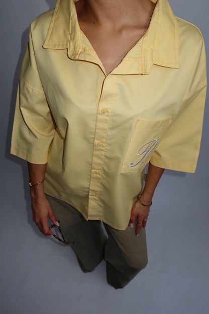 Priority 'P' boyfriend blouse dames - Botergeel | End of Summer collectie