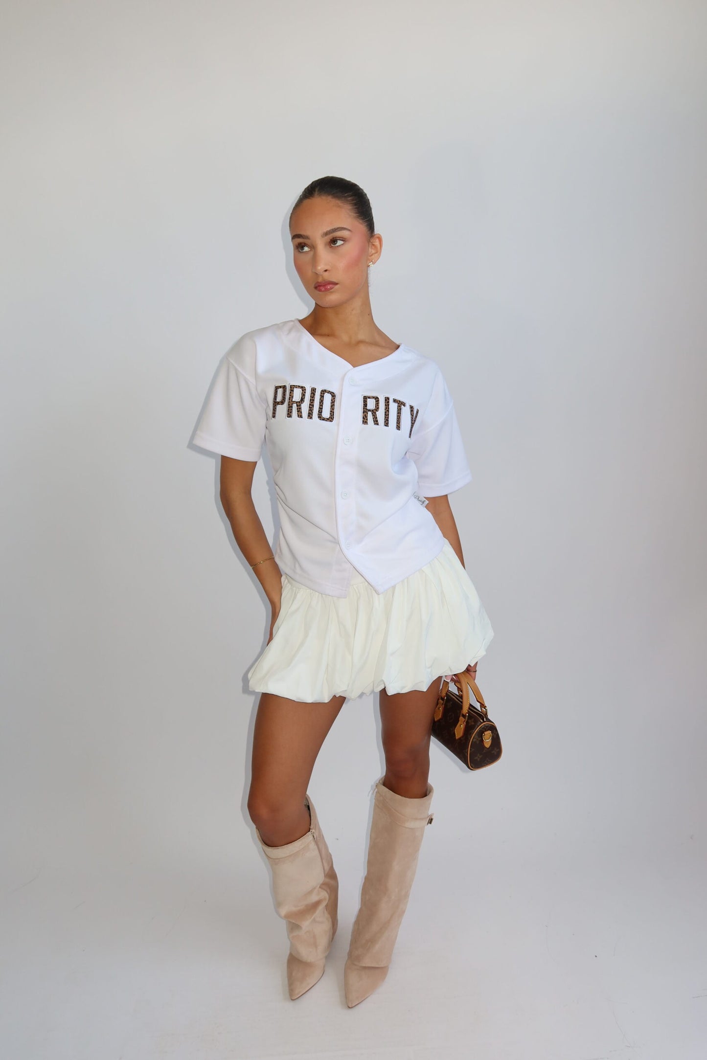 Priority t-shirt dames; Baseball buttoned jersey with Leopard patches - White/ Wit | Tee Time collectie