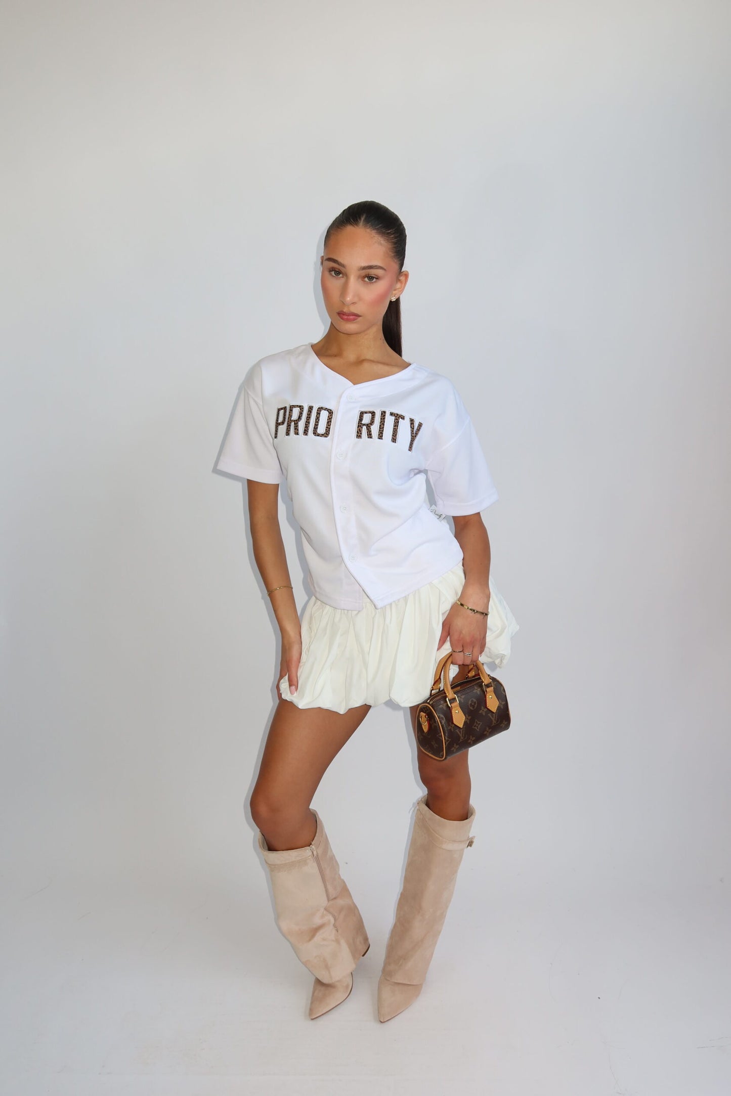 Priority t-shirt dames; Baseball buttoned jersey with Leopard patches - White/ Wit | Tee Time collectie