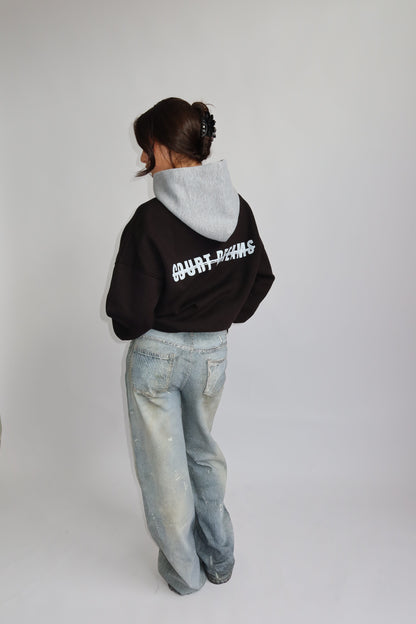 Priority hoodie; Priority Court Dreams hoodie AW25 - Zwart