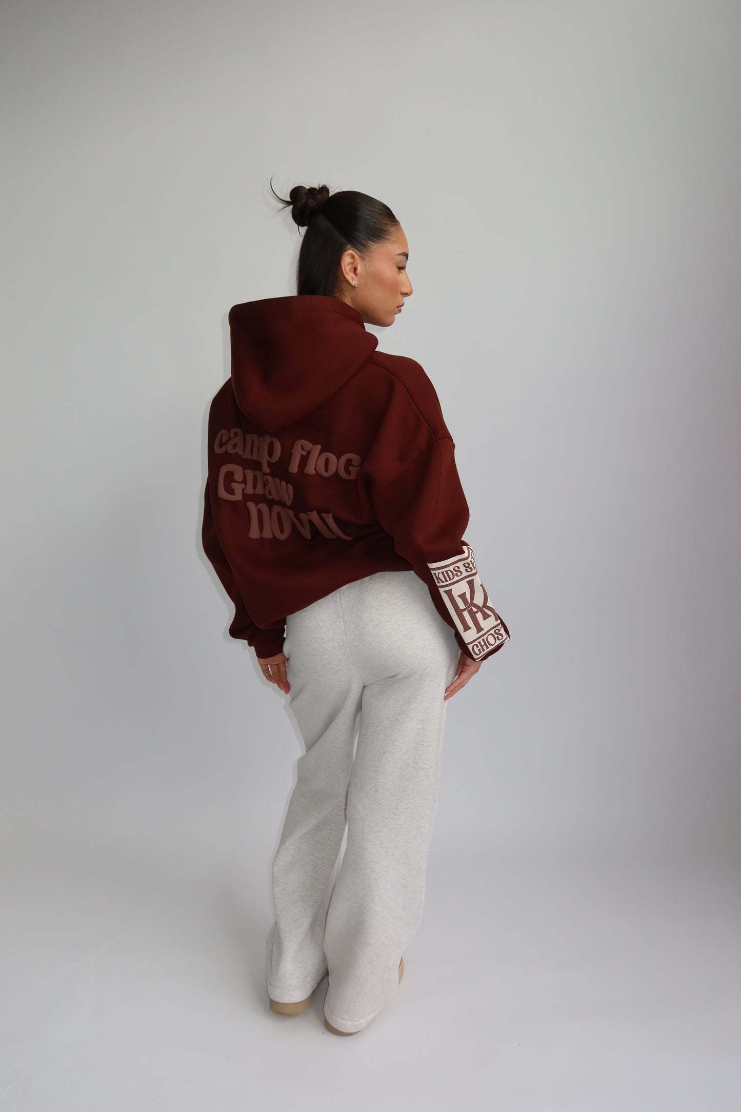 Priority Lucky Me hoodie - Bruin | Fall4me collectie 2.0