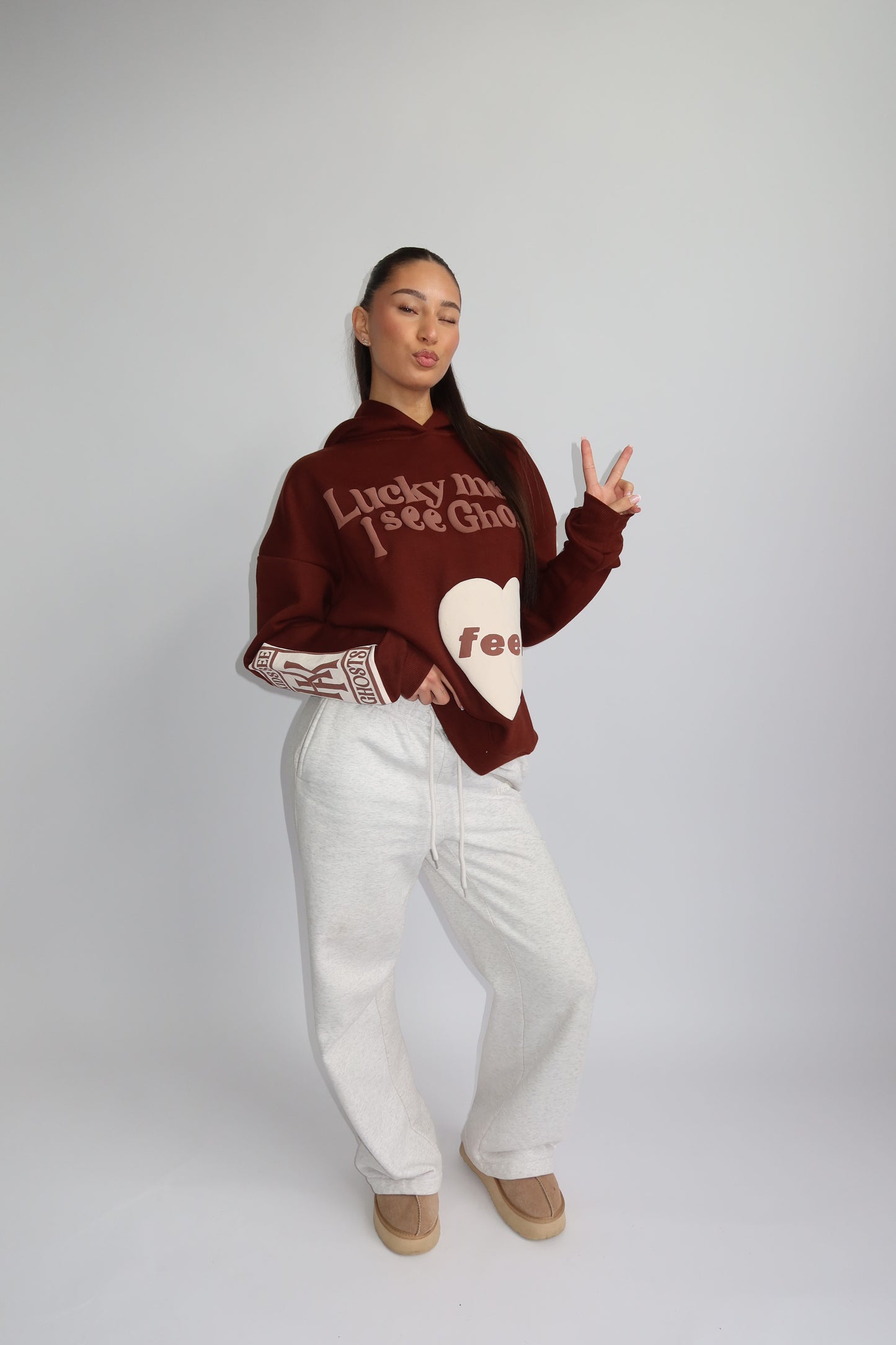 Priority Lucky Me hoodie - Bruin | Fall4me collectie 2.0