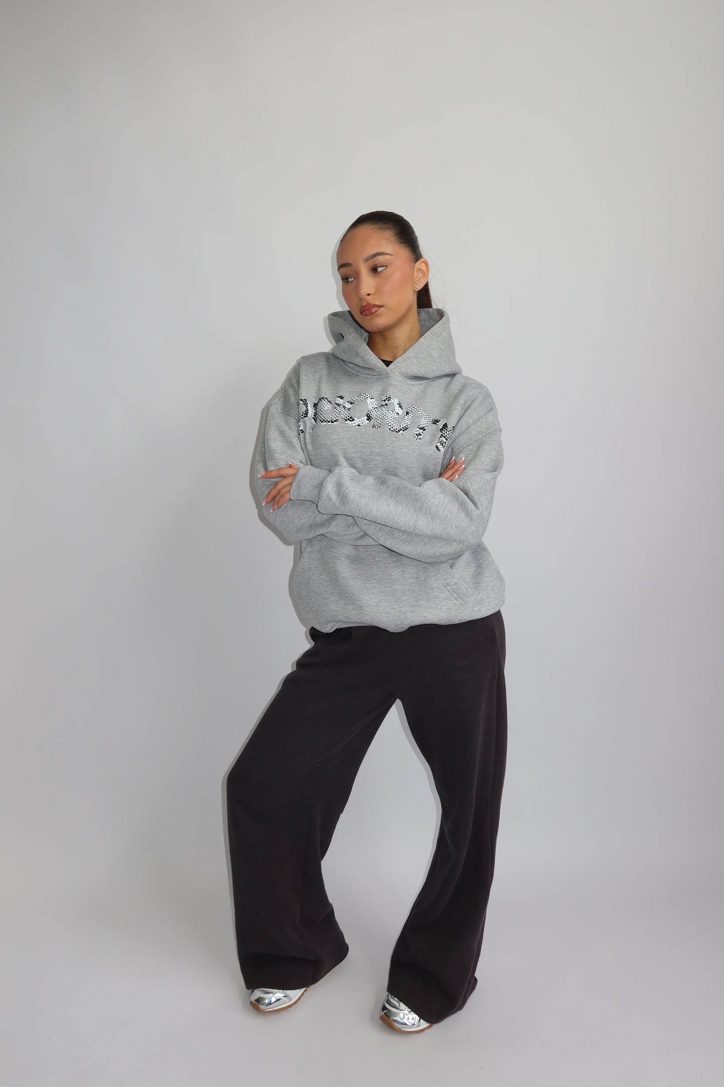Priority hoodie; Priority Snakeprint hoodie AW25 - Marl Grey (Lichtgrijs)