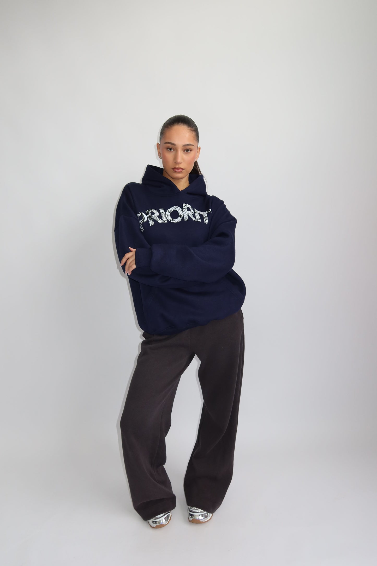 Priority hoodie; Priority Snakeprint hoodie AW25 - Marine Blue (Marineblauw/ Navy)