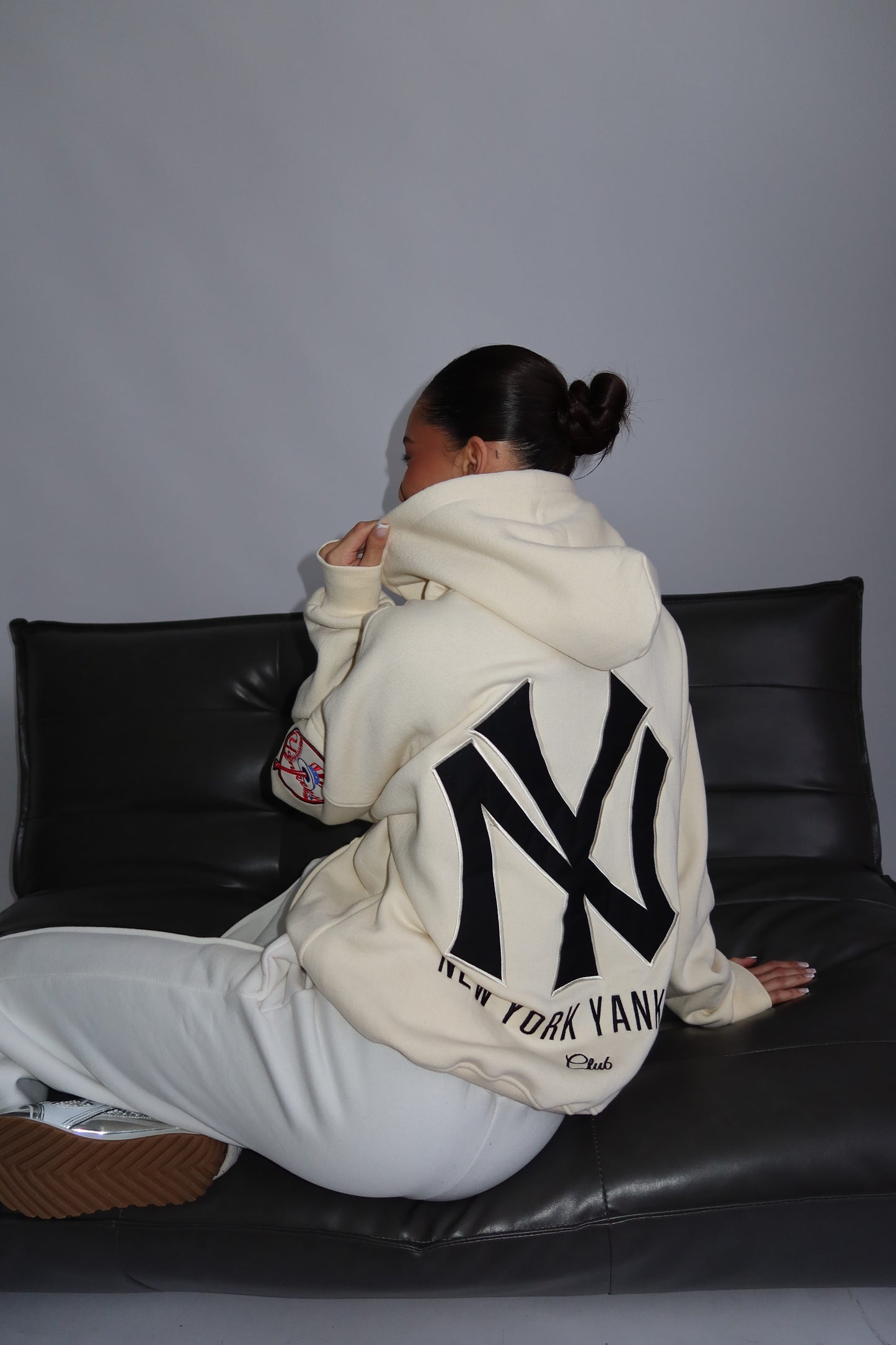 Priority hoodie; Priority Yankees hoodie - Crème