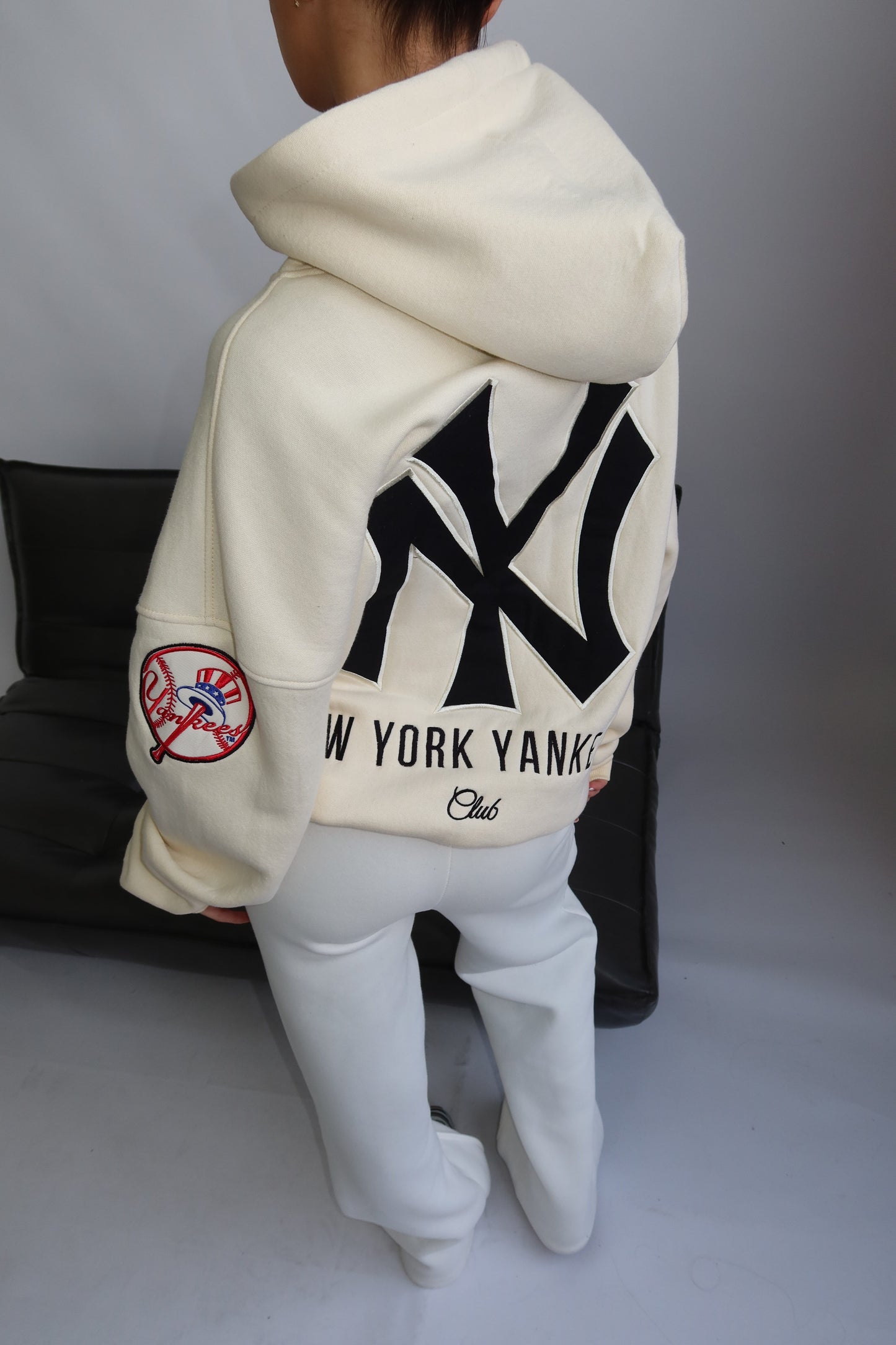 Priority hoodie; Priority Yankees hoodie - Crème
