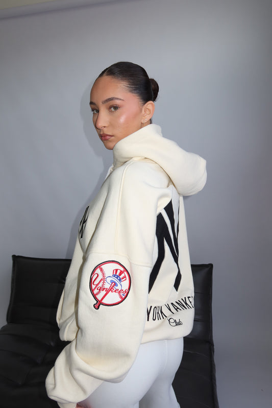 Priority hoodie; Priority Yankees hoodie - Crème