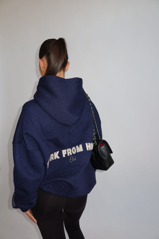 Priority hoodie; Work from Home club essential hoodie AW25 - Donkerblauw (Navy)
