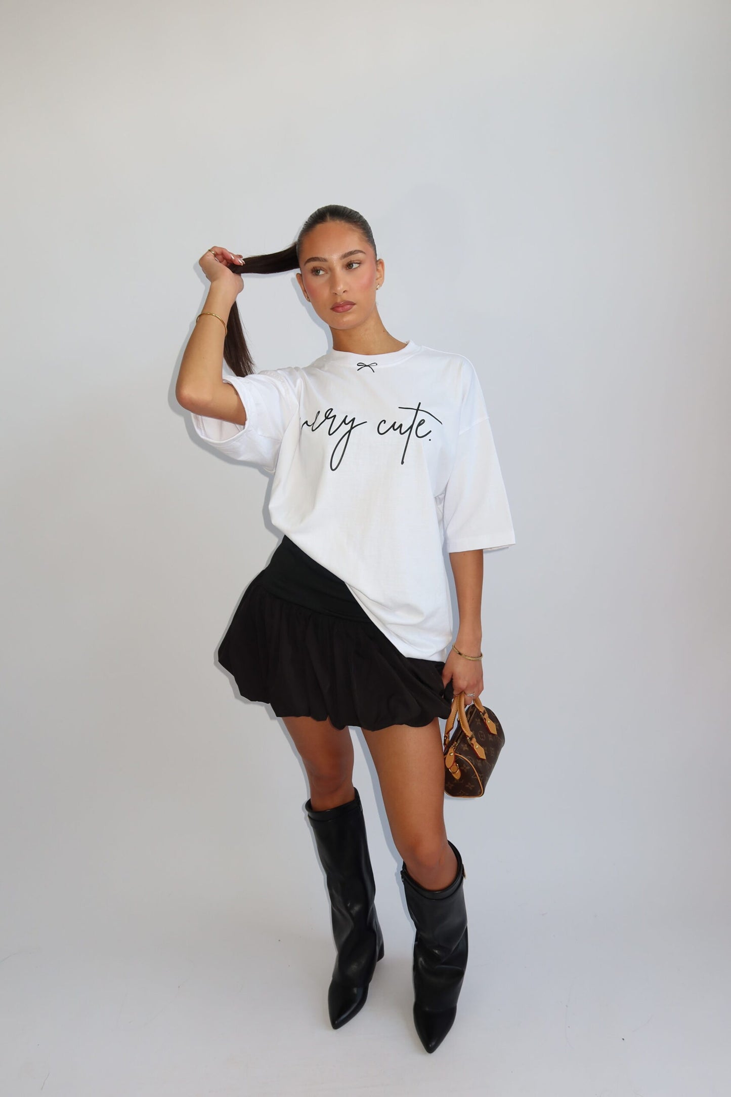 Priority: t-shirt dames; 'The very cute' oversized Tee - White/ Wit | Tee Time collectie
