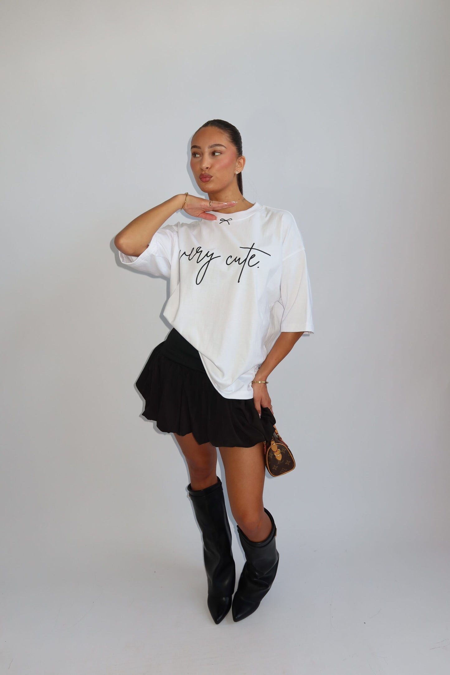 Priority: t-shirt dames; 'The very cute' oversized Tee - White/ Wit | Tee Time collectie