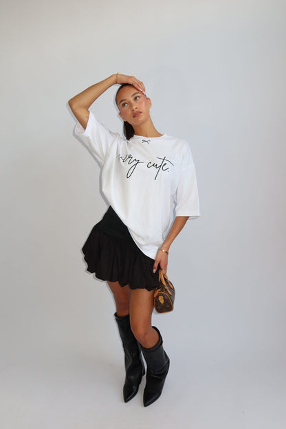 Priority: t-shirt dames; 'The very cute' oversized Tee - White/ Wit | Tee Time collectie