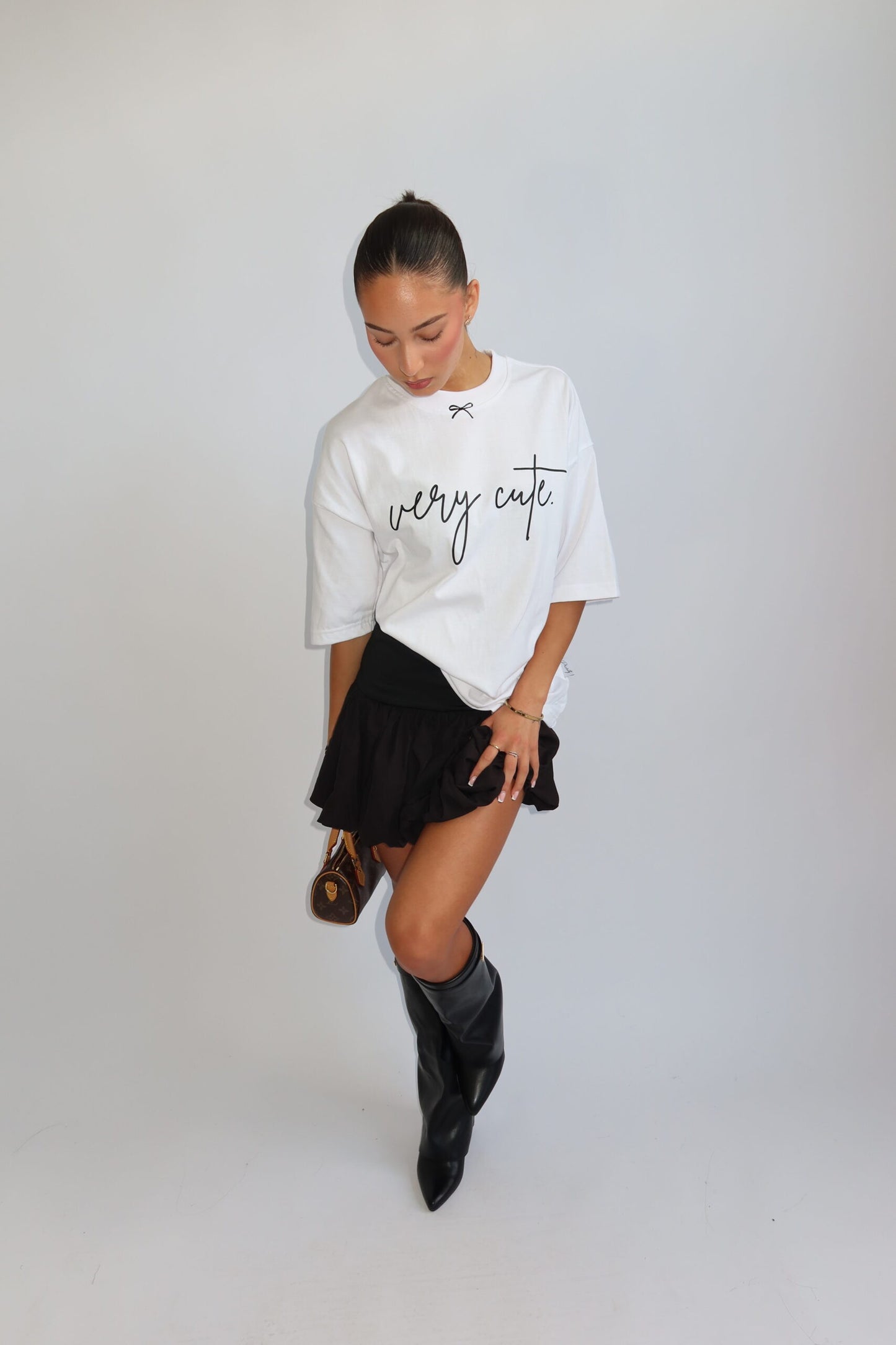 Priority: t-shirt dames; 'The very cute' oversized Tee - White/ Wit | Tee Time collectie
