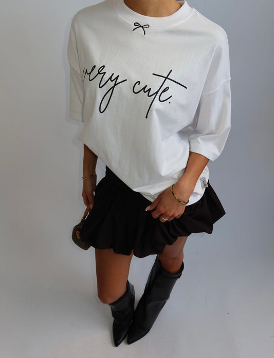 Priority: t-shirt dames; 'The very cute' oversized Tee - White/ Wit | Tee Time collectie