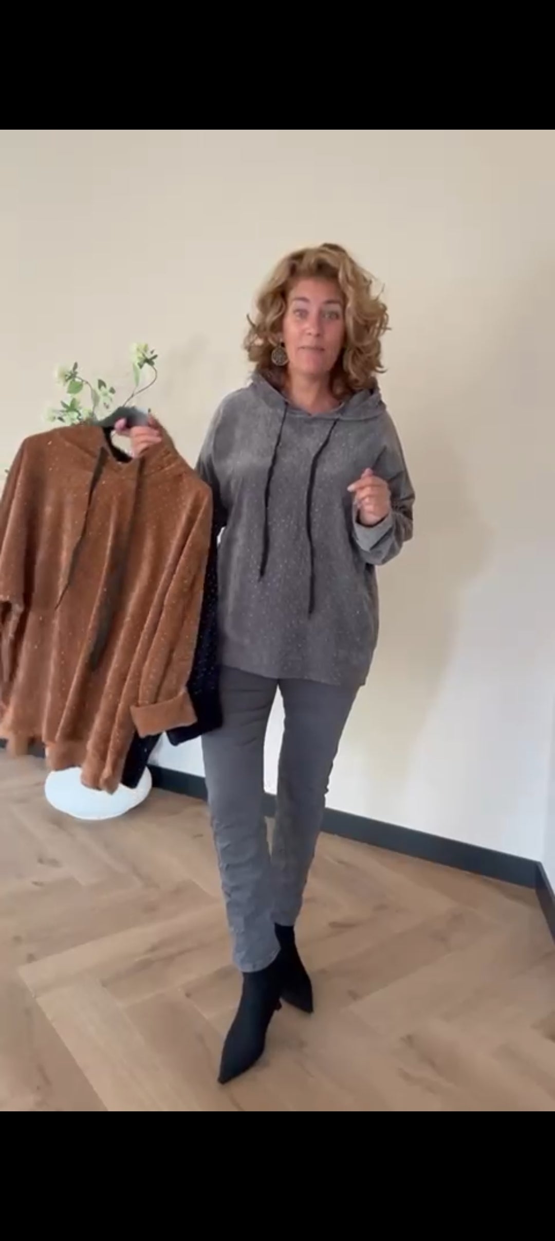 Dames hoodie met strass - Grijs | Fall4me collectie 2.0