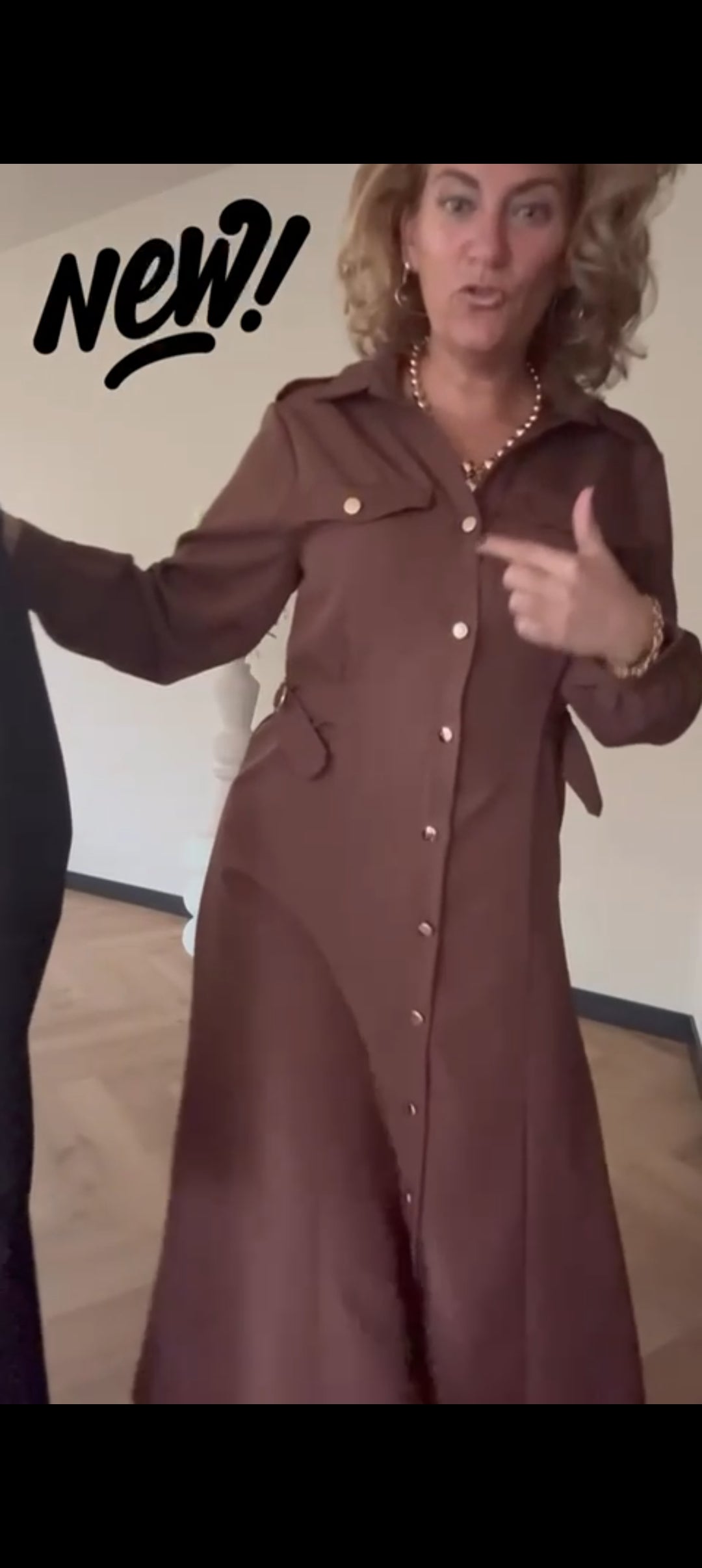 Doorknoopjurk/ doorknoop blousejurk dames van travelstof - Zwart | Fall4me collectie 2.0