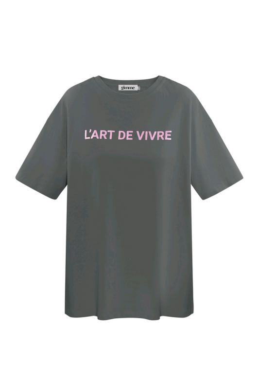 Gimme t-shirt dames met tekst; L'art de vivre - Grijs / Metallic roze| Tee Time collectie