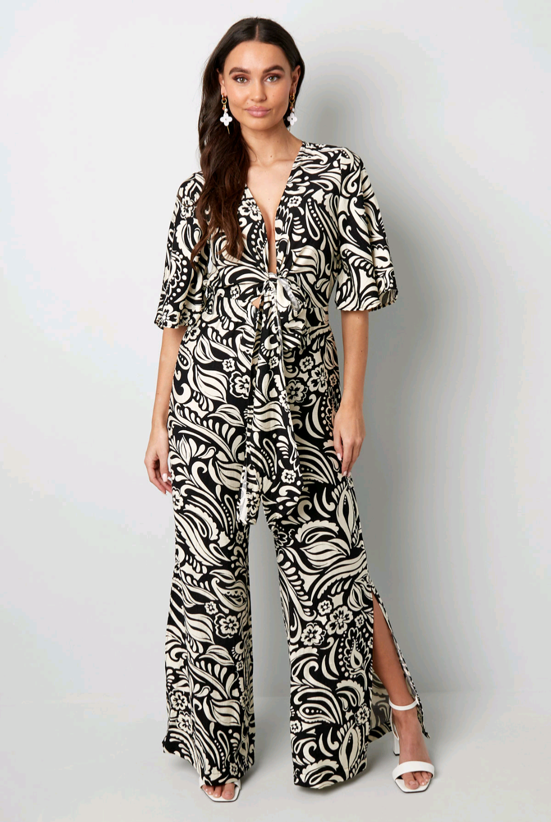 Dames Jumpsuit; wide leg jumpsuit met boho print - Zwart