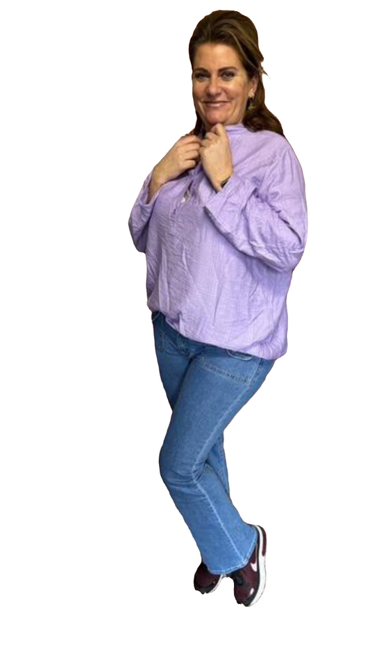 Grote maten dames top met knoopjes - Lila | Lente & Pastels collectie