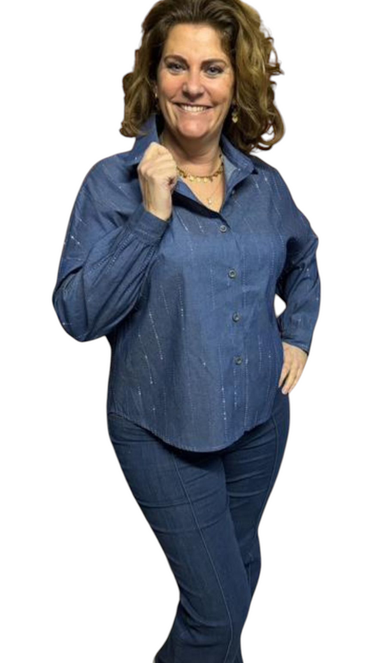 Denim blouse dames – donkerblauw model met oprolmouwen