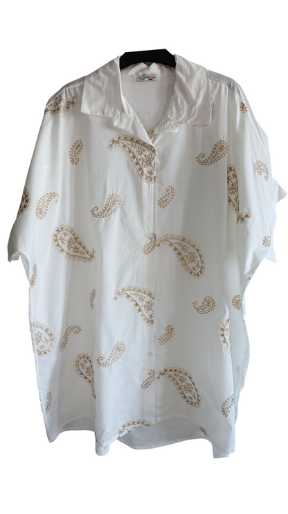 Lange damesblouse grote maat met geborduurde palmtakken - Wit (Maat 42 t/m 52) | Jeans & Chic collectie