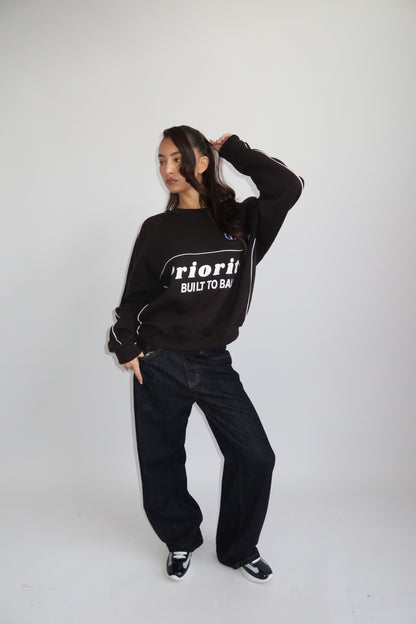 Priority sweater; Priority Built to ball sweater - Zwart