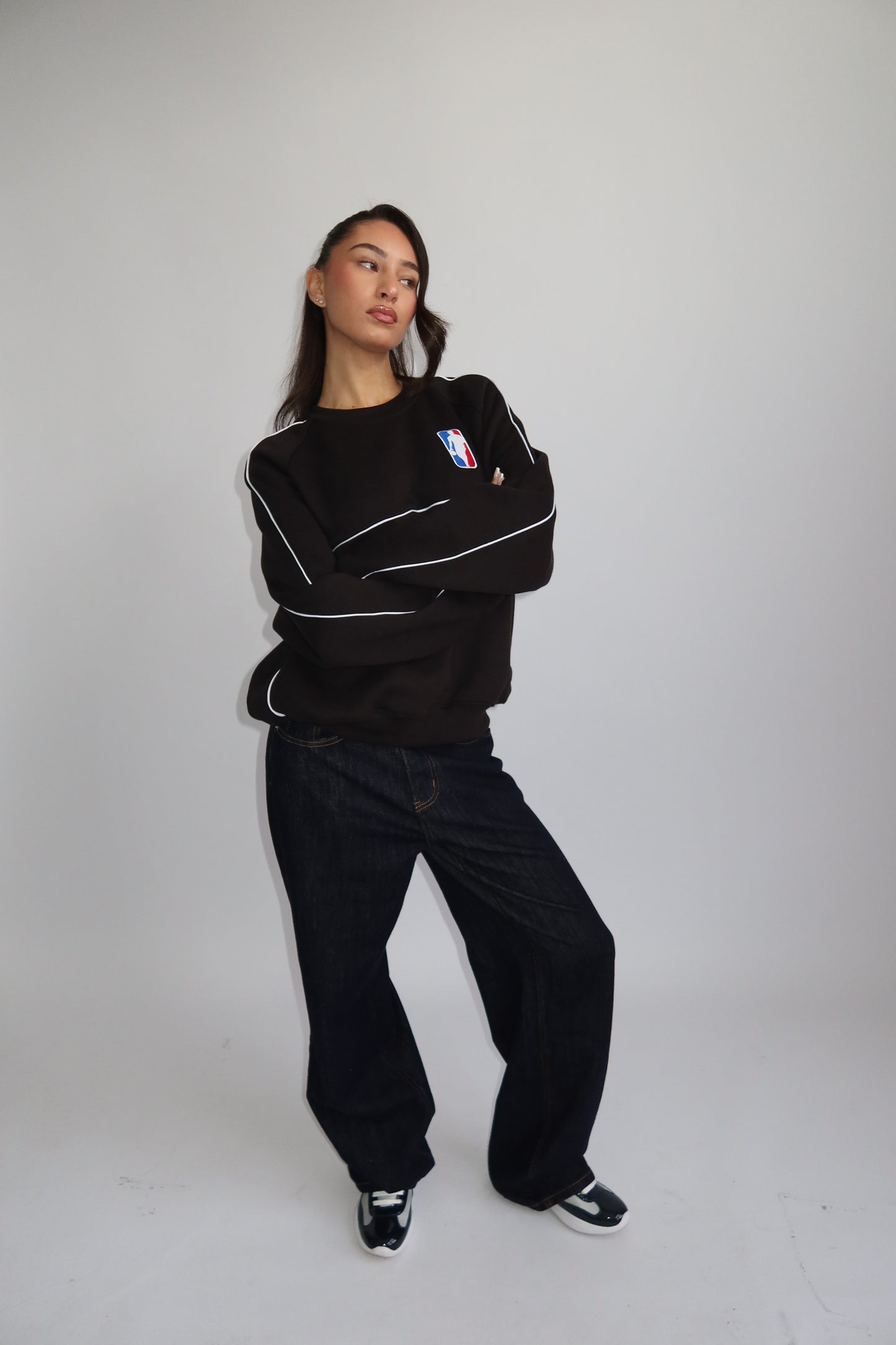 Priority sweater; Priority Built to ball sweater - Zwart