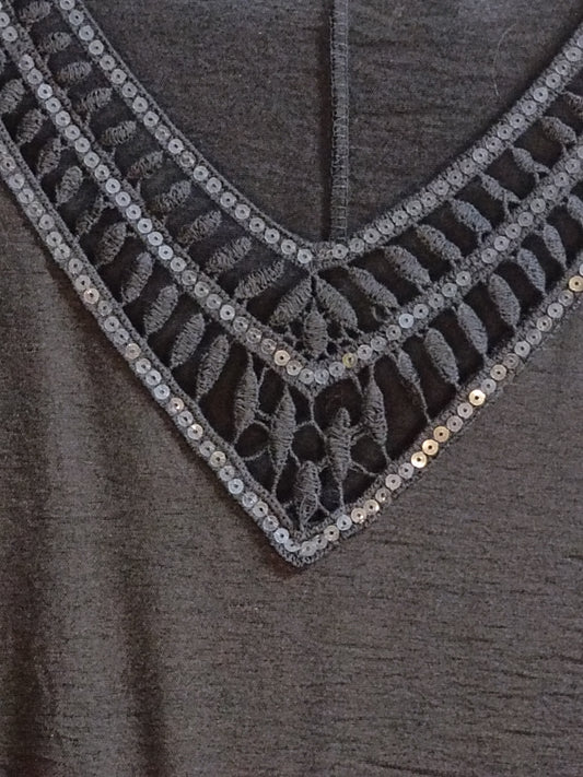Luchtige top grote maat broderie stijl (detail foto)